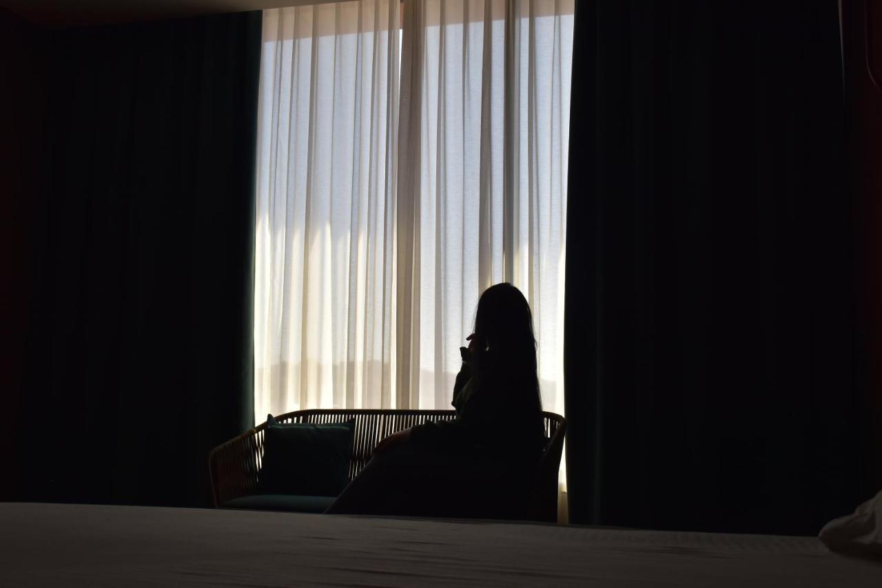Coco Hotel Tirana Bagian luar foto